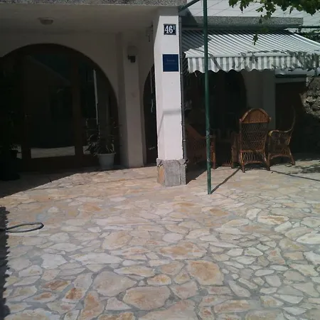 Apartment Batomalj Baška