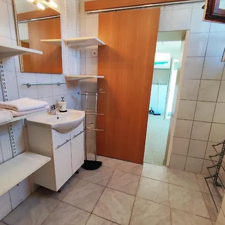 Batomalj Apartman *