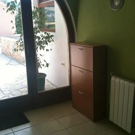 Apartament Batomalj